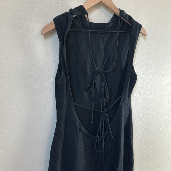 LIONESS Linen High Neck Open Back Mini Dress Size M - Picture 3 of 5